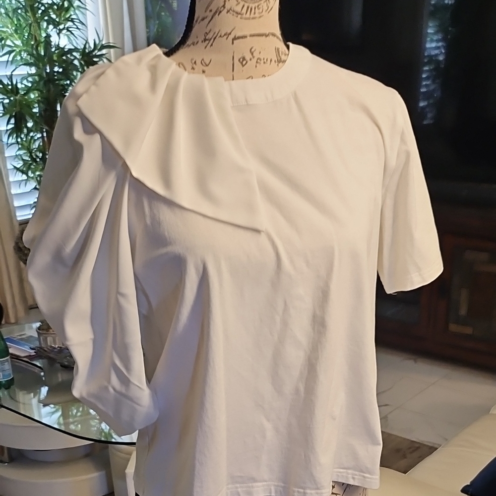 Gracia Cream Asymmetrical Ruffled Short Sleeve Blouse